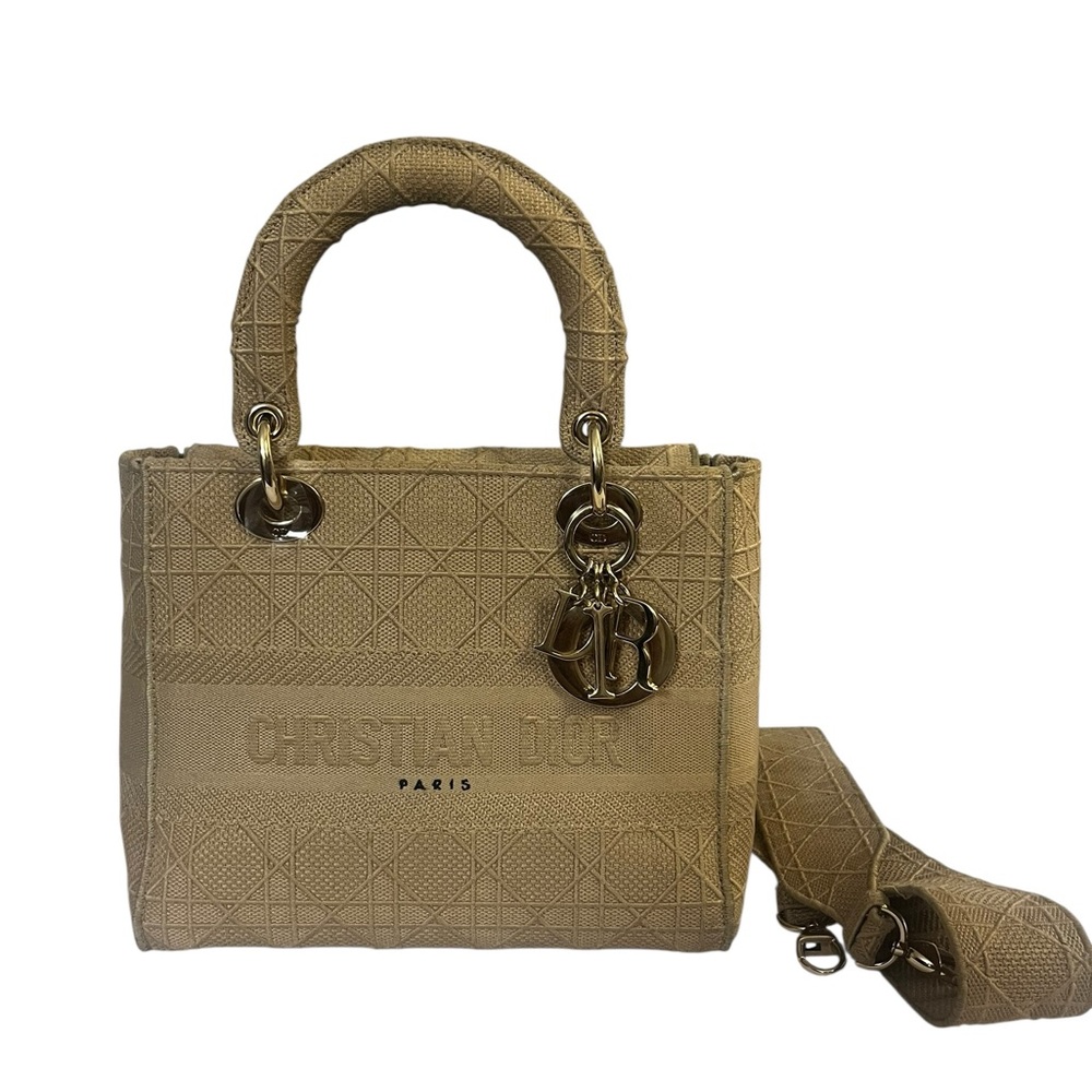 $5,000 Authentic CHRISTIAN DIOR - Beige Medium Lady Dior D-Lite Handbag